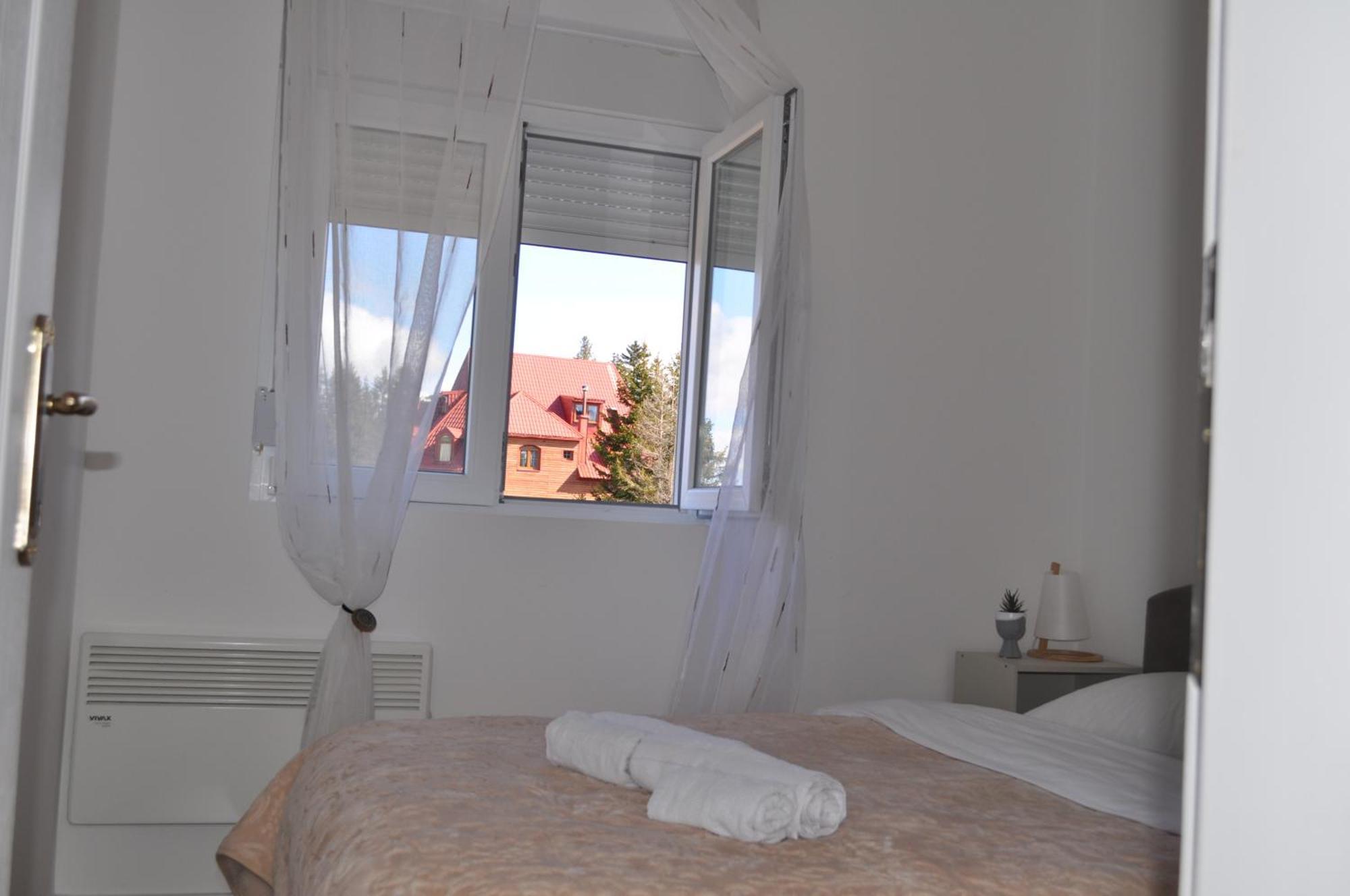 Apartmani Zabljak Hills Bagian luar foto